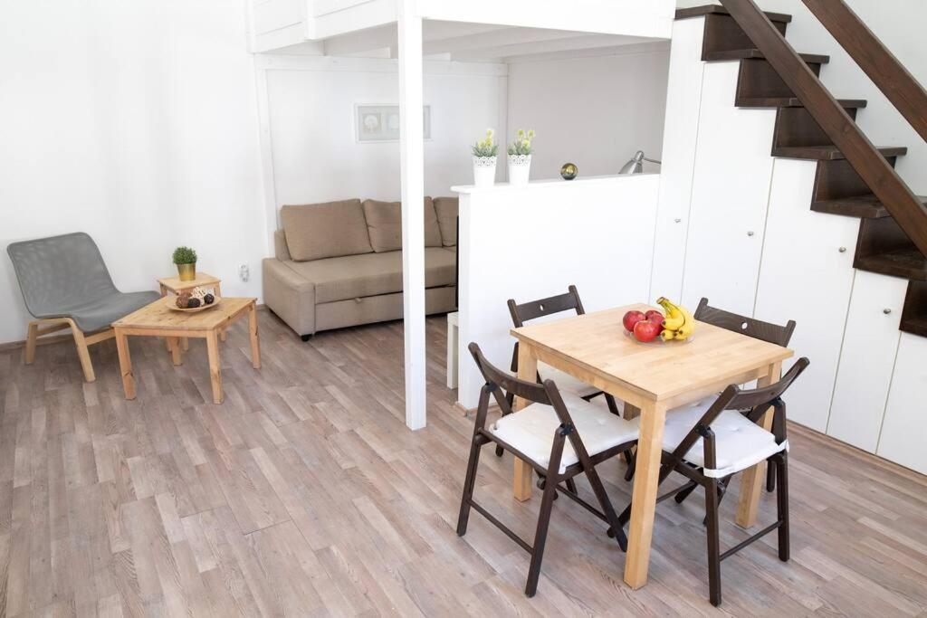 N28 Studio Next To Andrassy Boulevard. Budapest Bagian luar foto
