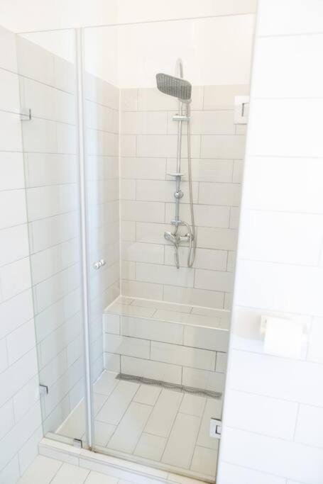 N28 Studio Next To Andrassy Boulevard. Budapest Bagian luar foto